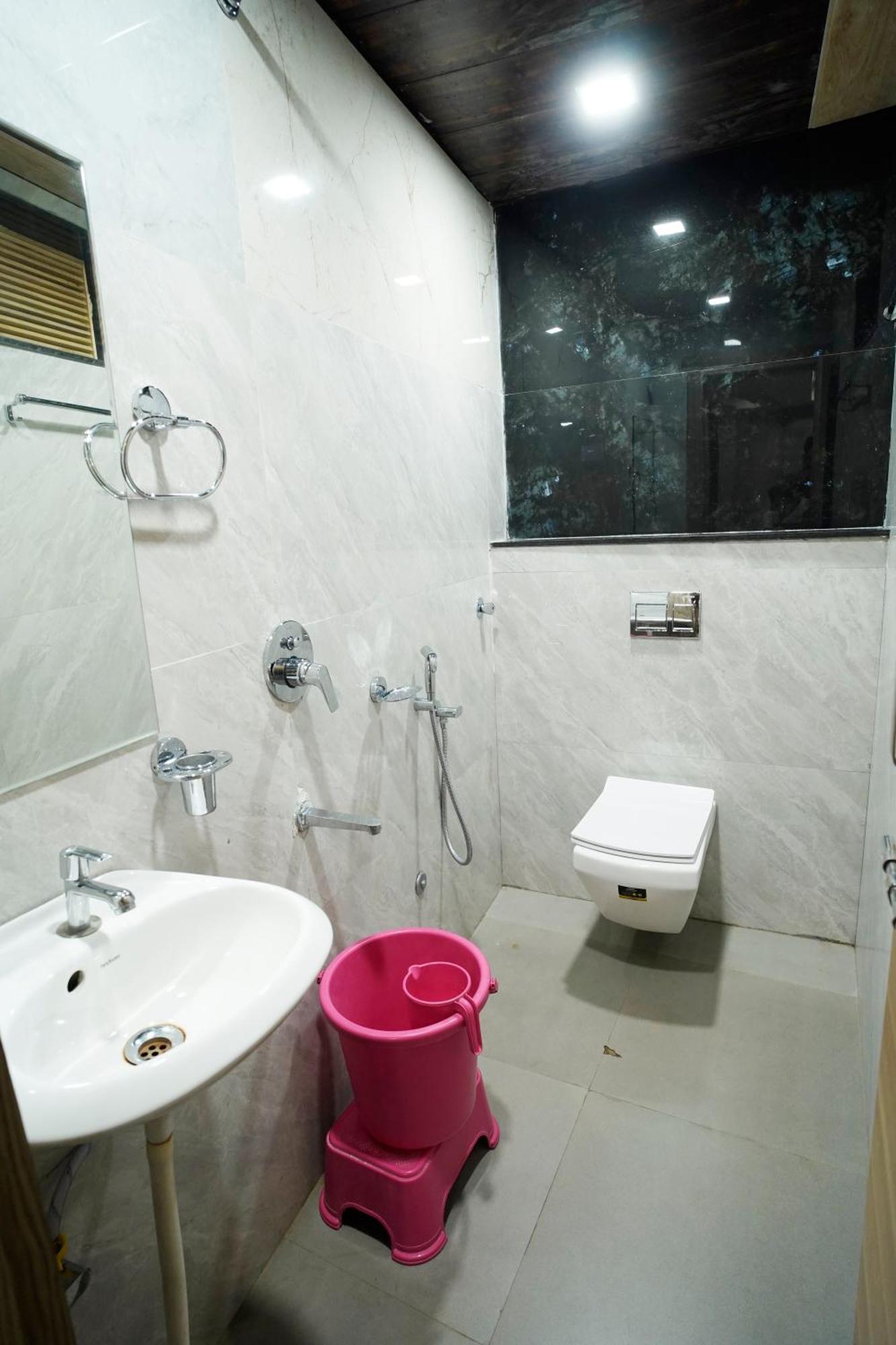 Hotel New Sundaram 150 Mtrs From Dargah Ajmer Exterior photo