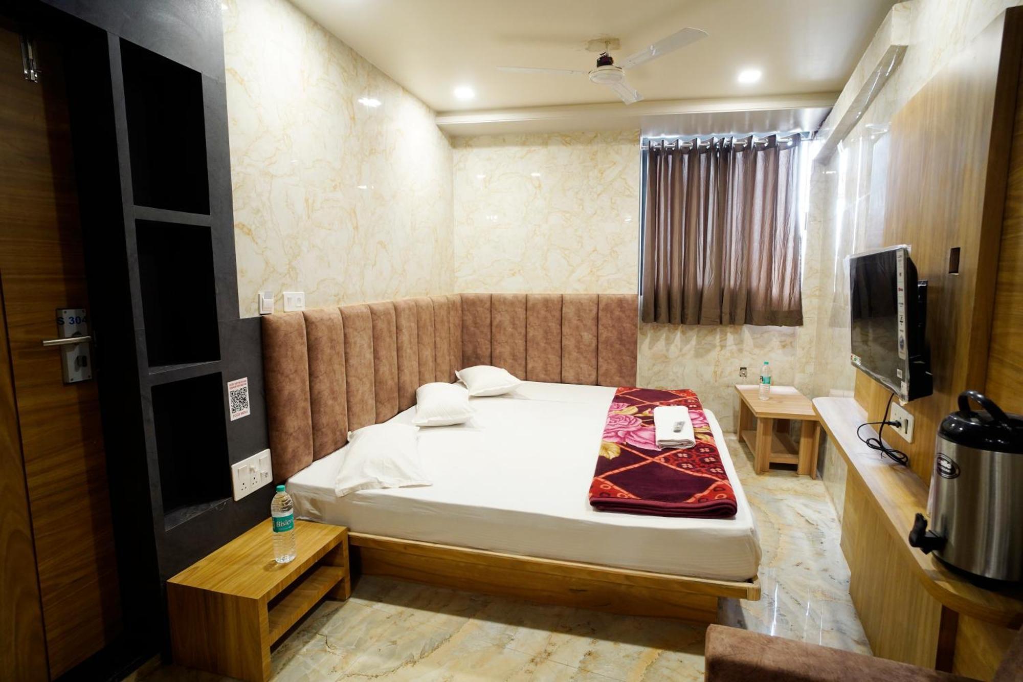 Hotel New Sundaram 150 Mtrs From Dargah Ajmer Exterior photo